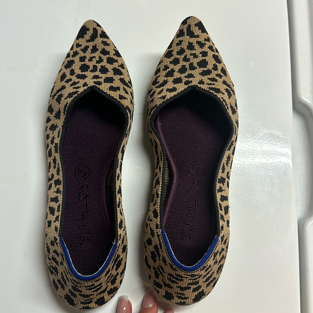 Rothy’s points, size 9.5 in leopard. Worn, but good condition!